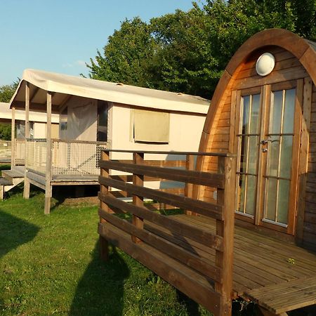 Camping Du Pontis Verteillac Eksteriør bilde
