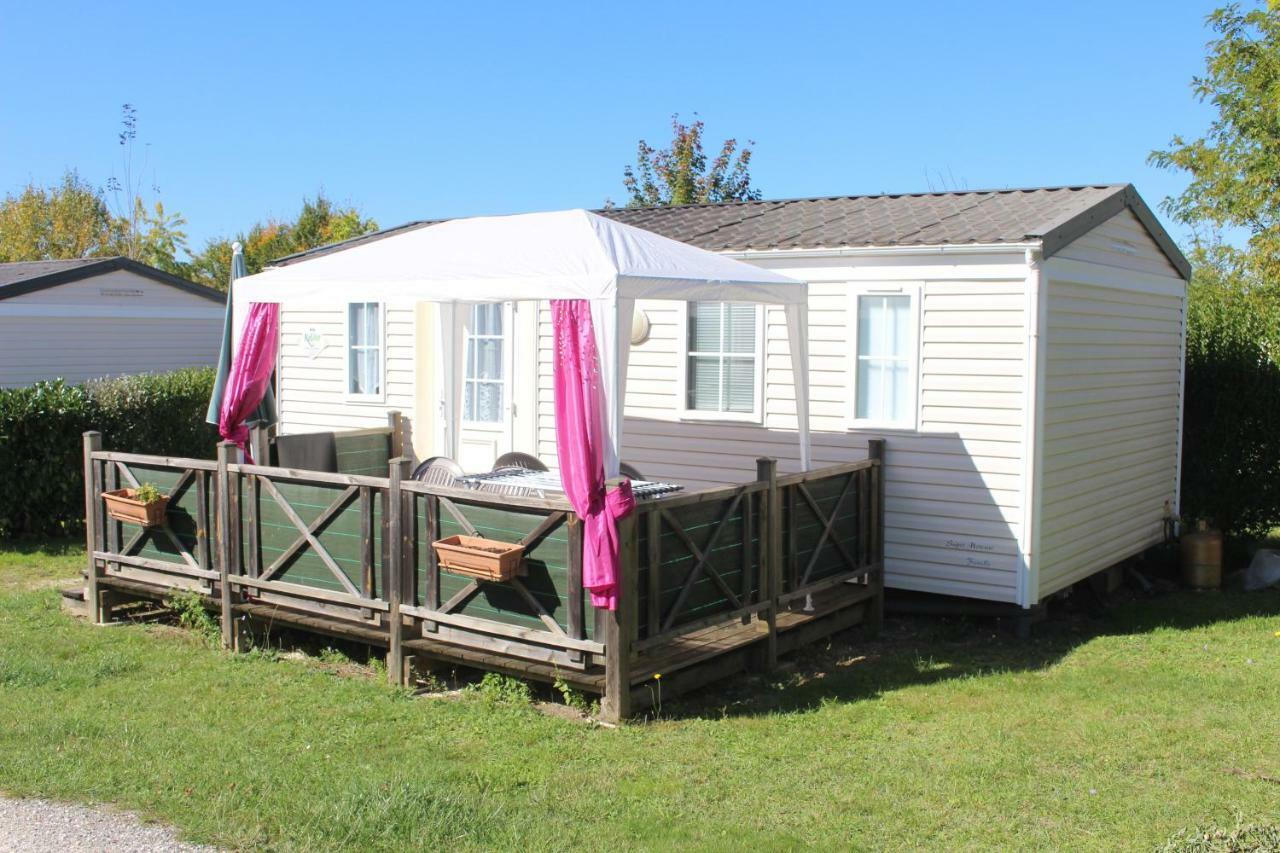 Camping Du Pontis Verteillac Eksteriør bilde
