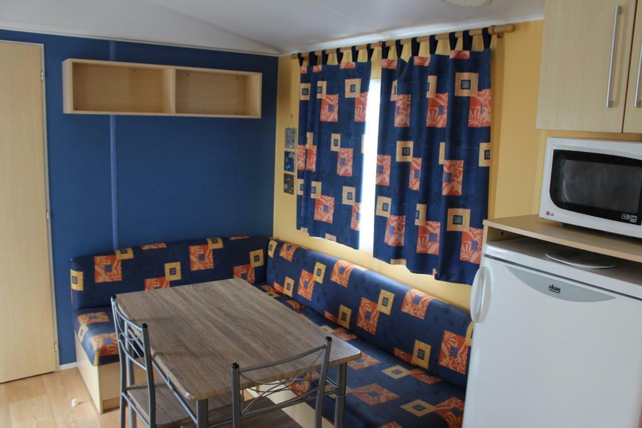 Camping Du Pontis Verteillac Eksteriør bilde