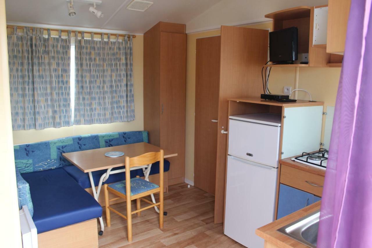 Camping Du Pontis Verteillac Eksteriør bilde