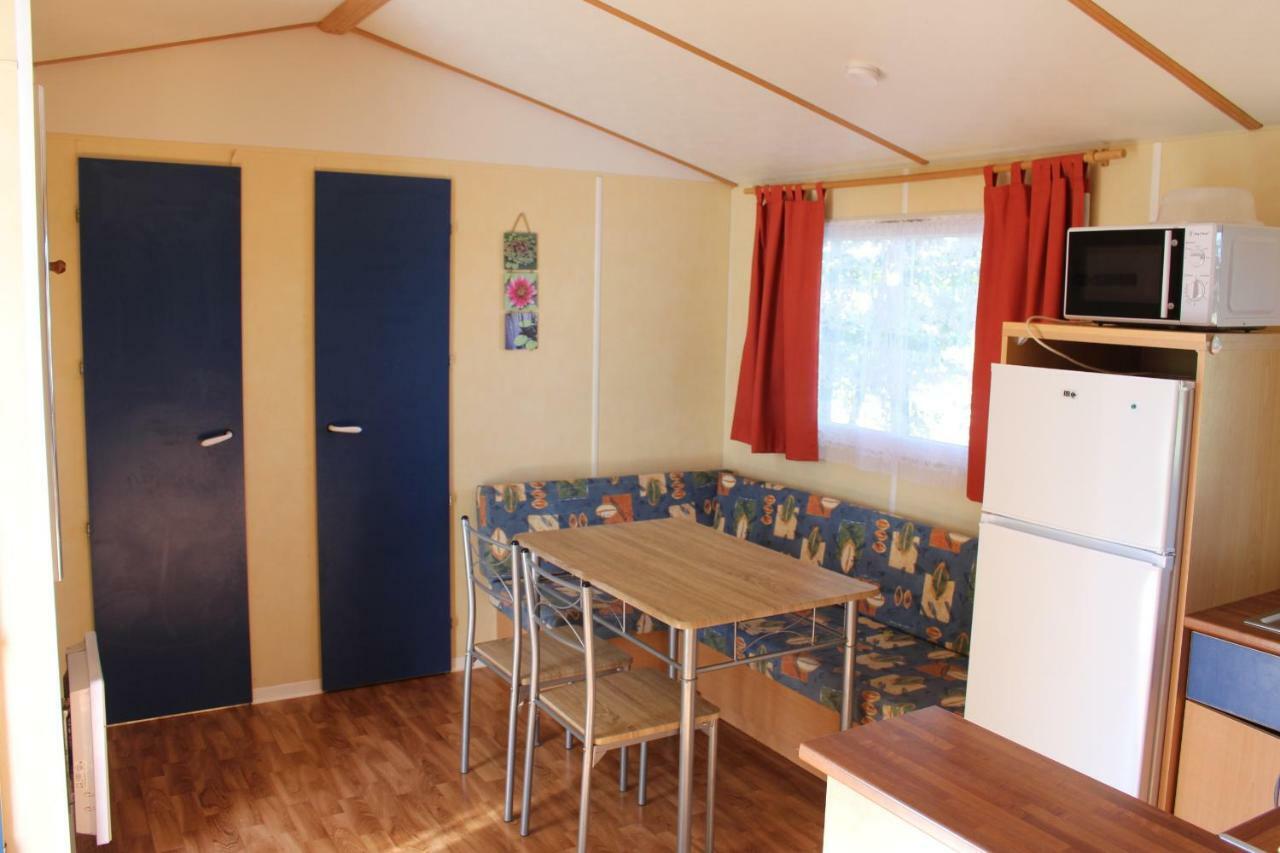 Camping Du Pontis Verteillac Eksteriør bilde