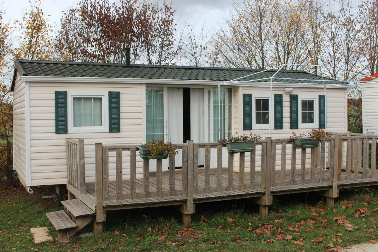 Camping Du Pontis Verteillac Eksteriør bilde